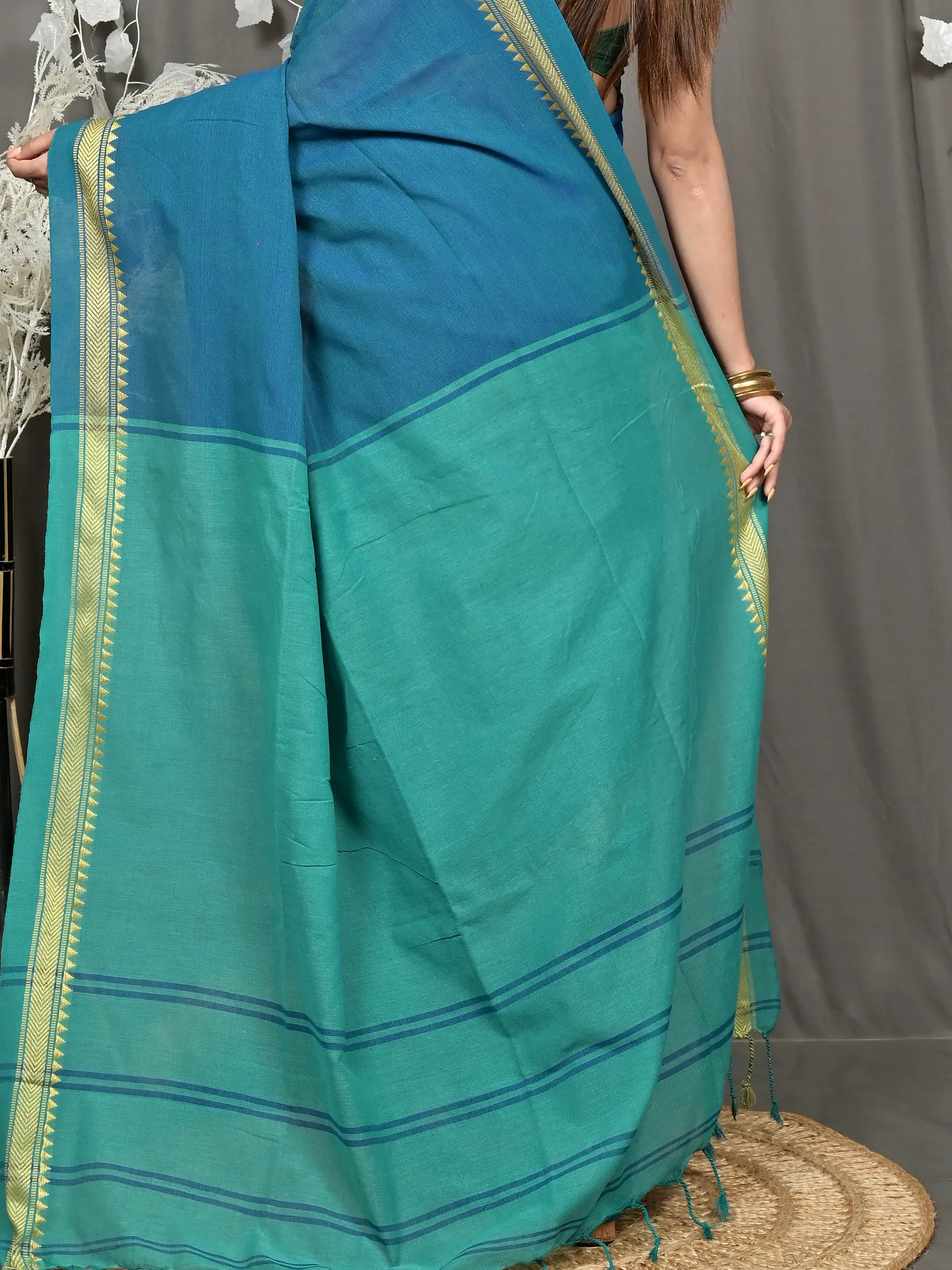 Dark Green Pure Cotton Nopra Handloom Saree (2266)